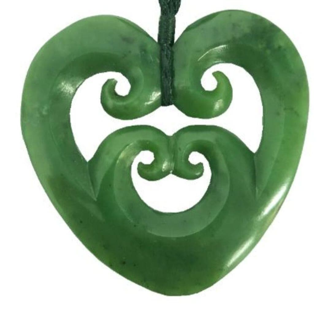 NZ Greenstone Heart
