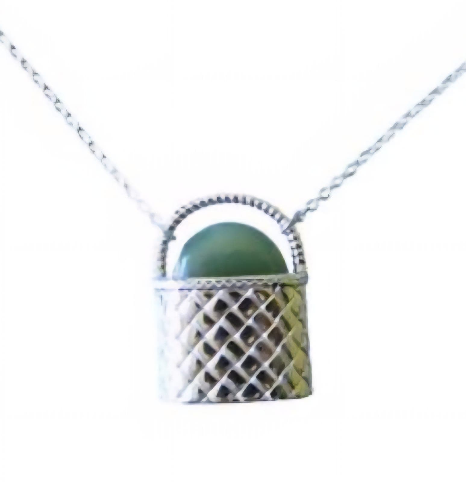 NZ Sterling Silver & Greenstone Pendant