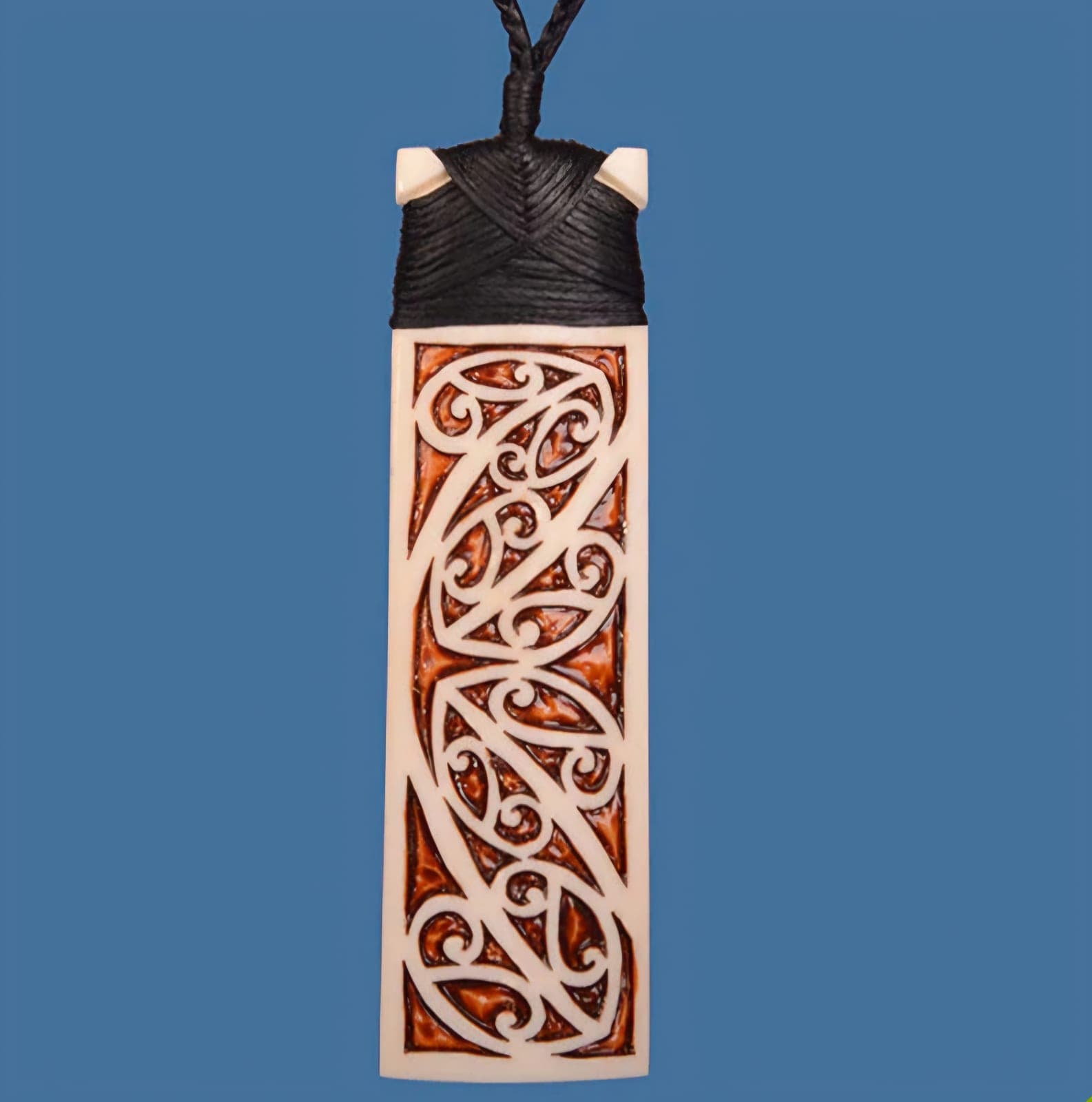 Kowhaiwhai with Stain Bone Toki