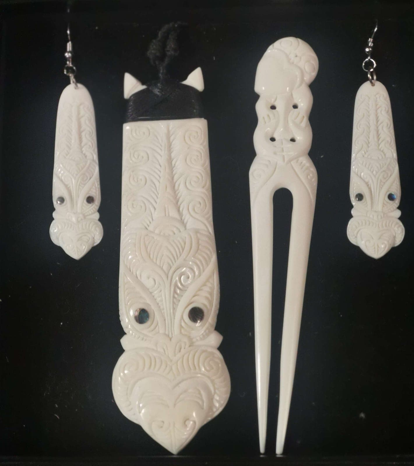 Bone Toki Set