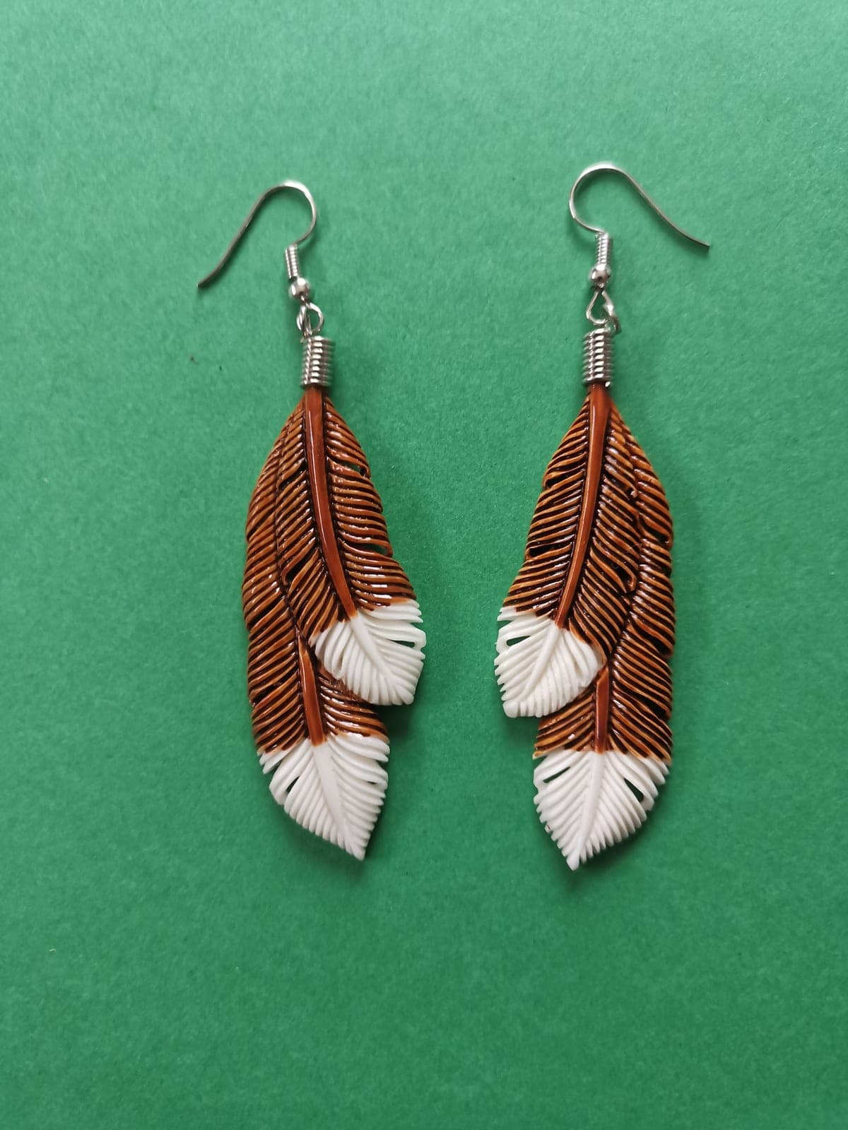 Bone Brown Feather Huia — view 1
