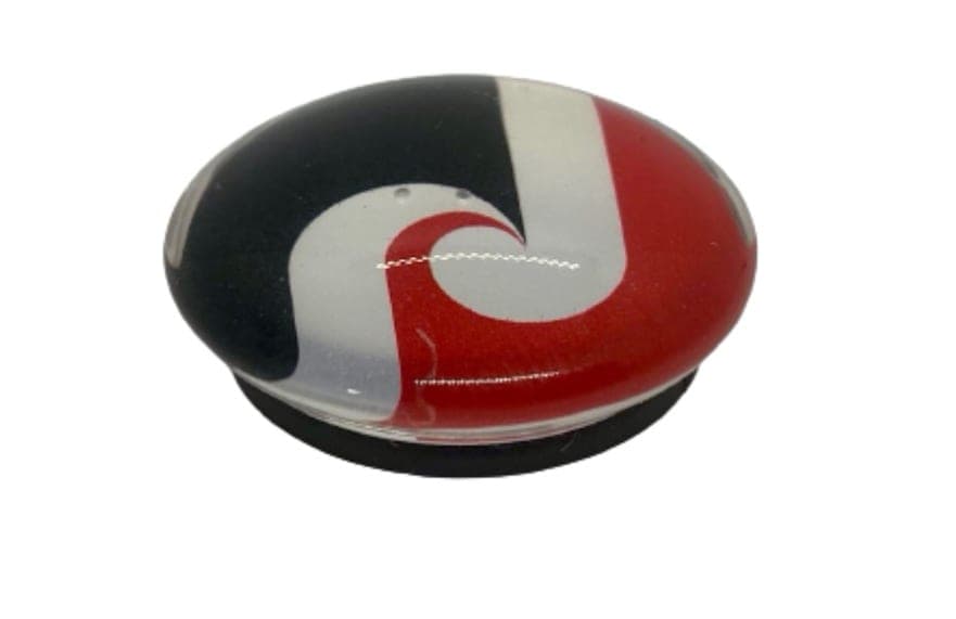 Tino rangatiratanga Glass Dome Magnets