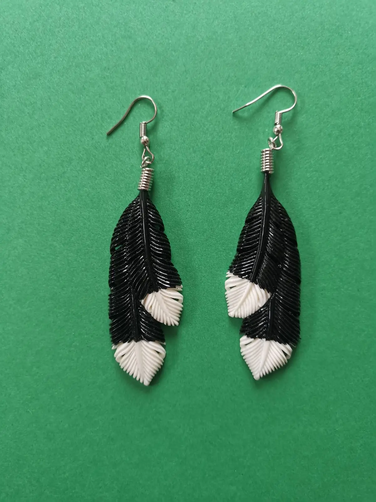Black Huia Feather Earrings