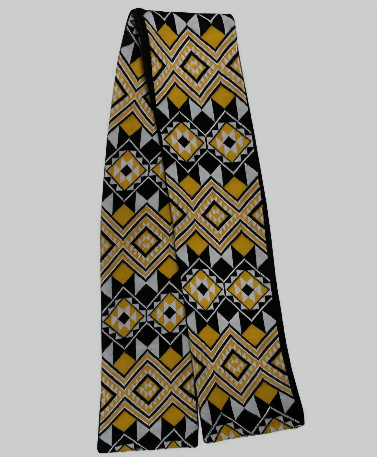 Yellow Mãori Scarf